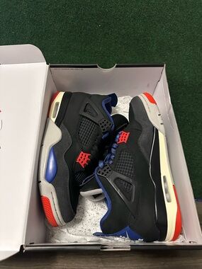 Jordan 4 Retro ‘Rare Air’ Size 9.5